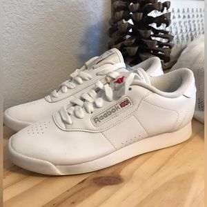 Reebok Classic sneakers size 7 1/5